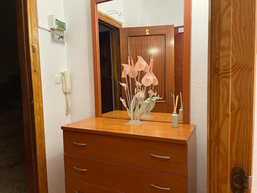 Apartamento De 1 Dormitorio En Buena Ubicacion Apartment Albacete Luaran gambar